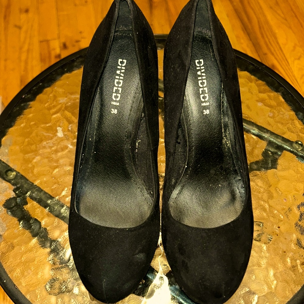 Divided H&M Suede Black 5 inch platform sexy heels size 38 only $20